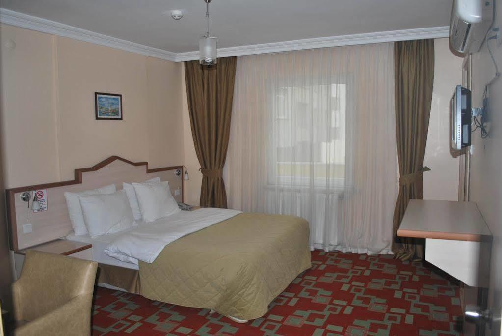 Hotel City Cerkezkoy ภายนอก รูปภาพ
